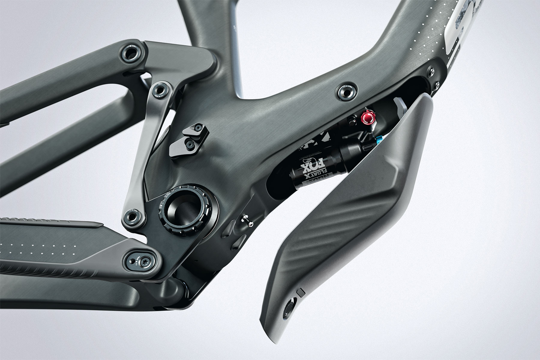 Scott Ransom 170mm 6-bar carbon freeride enduro mountain bike, removable shock cover