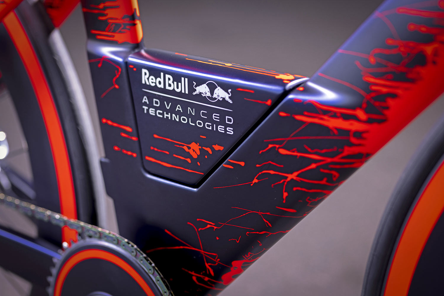 BMC Red Bull Speedmachine prototype, Worlds Fastest Race Bike time trial triathlon, Red Bull Advance Technologies lab